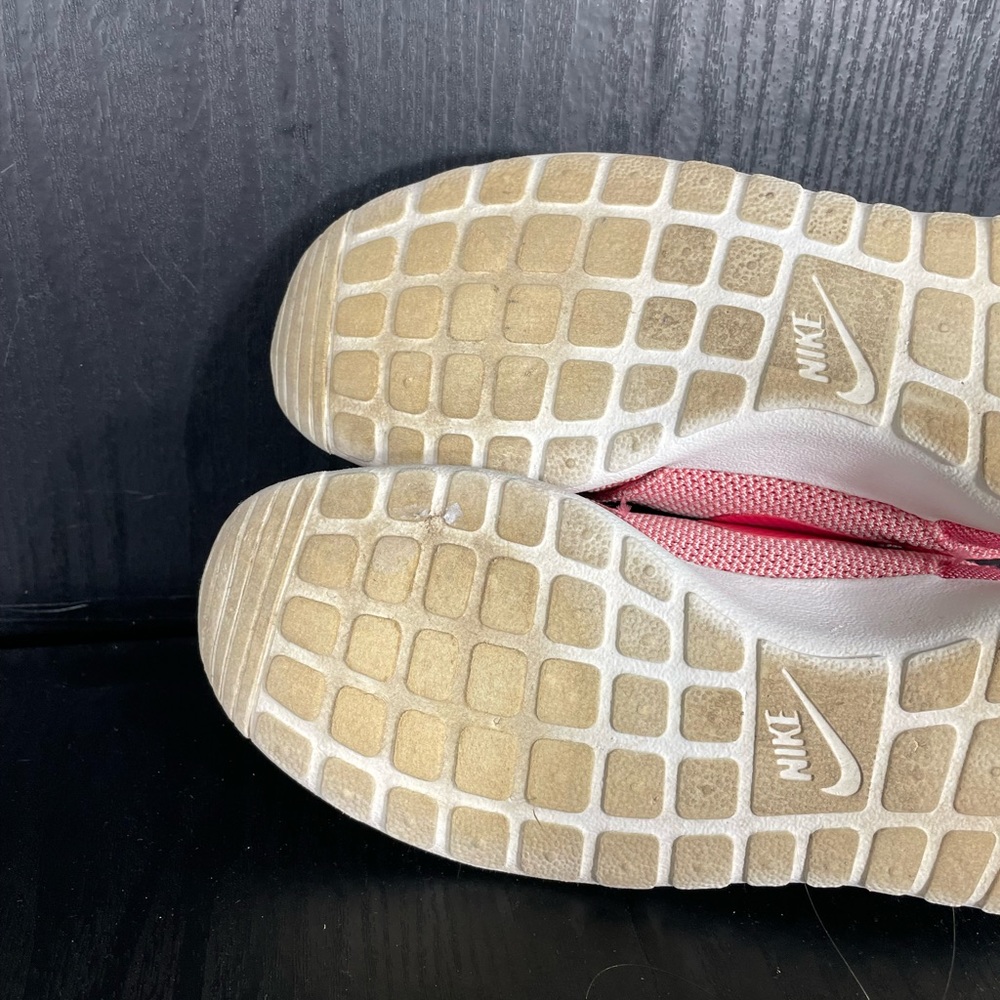 Nike ROSHE Women’s size 6 - Picture 5 of 12